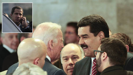 FILE PHOTOS: Nicolas Maduro (2nd R) speaks with Joe Biden (C) in 2015. © REUTERS / Miraflores Palace; (inset) Juan Guaido © Global Look Press / Rafael Hernandez