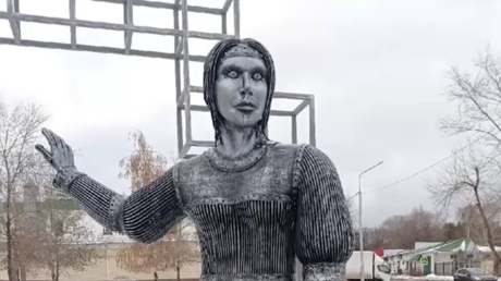 &lsquo;Zombie Angelina Jolie&rsquo; statue which terrified residents in Russian city lasts just one day, torn down after outcry from locals
