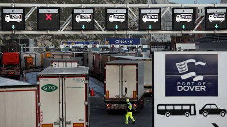 &lsquo;There is plenty of food&rsquo;: UK home secretary warns against panic buying as border crossing stays closed over new Covid-19 strain