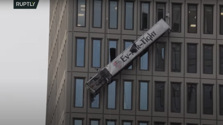 Baltimore office explosion injures 21, many critically, prompting dramatic rescue of workers stranded on high-rise (VIDEOS)
