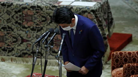 Japan&rsquo;s ex-PM Shinzo Abe apologizes for illegal payments scandal after prosecutors say not enough evidence to indict him