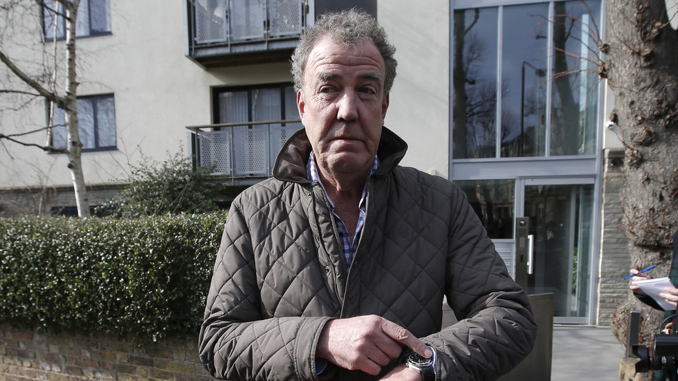 Millionaire Jeremy Clarkson ‘sick to the teeth’ at Brits ‘whingeing’ about school meals in UK