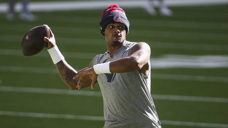 Houston Texans quarterback Deshaun Watson told fans not to take to the streets. © USA Today Sports