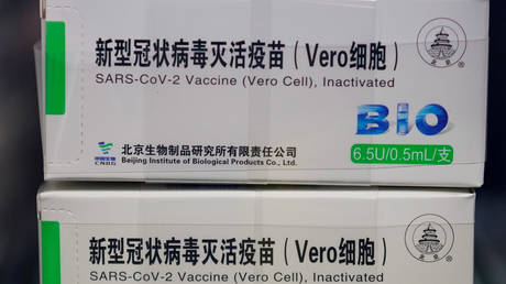 Sinopharm’s vaccine boxes in Shanghai, China, January 19, 2021. © Aly Song / Reuters