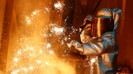 FILE PHOTO: A ThyssenKrupp steel factory in Duisburg, Germany © Reuters / Wolfgang Rattay