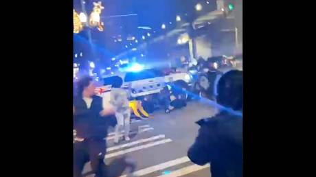 Police SUV plows through crowd of troublemakers in Tacoma in sickening VIDEO