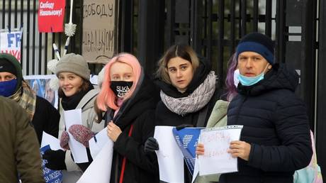 Moscow kids arrested for attending Navalny protest will see their participation noted in school records, says education department