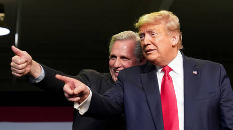 Trump’s going nowhere: Former president meets with Rep. McCarthy, vows to help Republican Party win upcoming House races