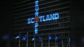 „Păstrați lumina aprinsă”, spune Sturgeon UE, sugerând că Scoția ar putea SECEDE din Marea Britanie post-Brexit „în curând”