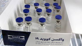 Teherán usará vacunas rusas, chinas, indias y propias, mientras que los jabs estadounidenses son rechazados por 'falta de confianza' - FM iraní a RT