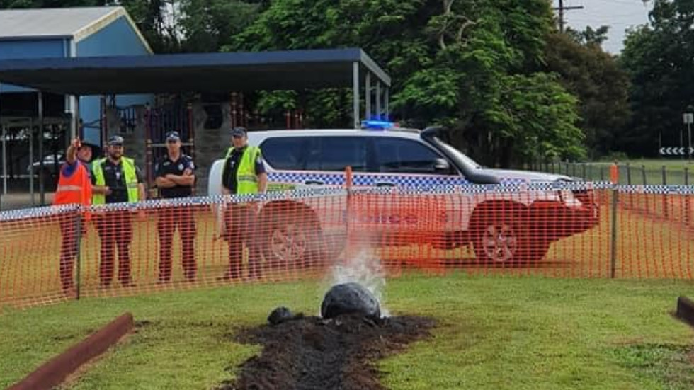 La NASA ha chiesto un’indagine su una “meteora” scoperta nello stadio della scuola australiana – RT World News
