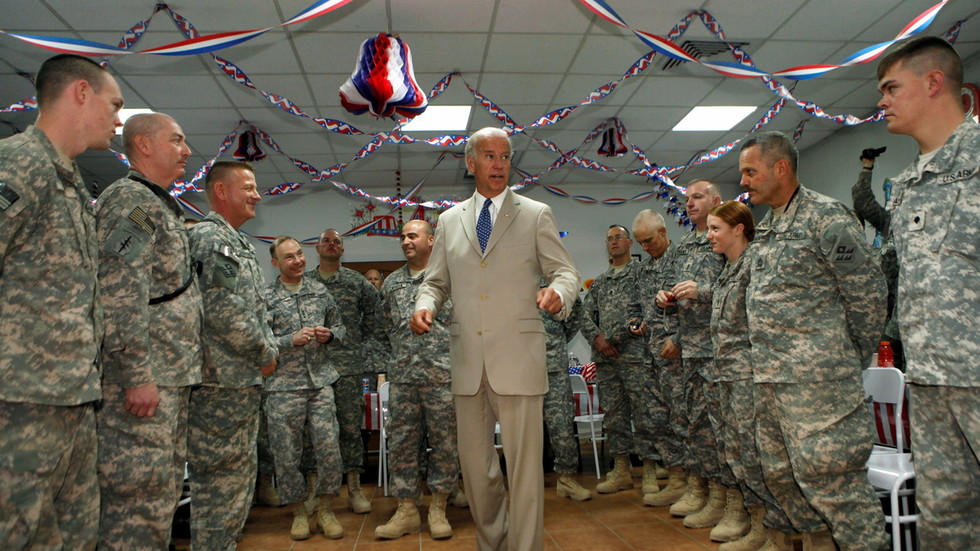 ‘What if Trump had said it?’ Joe Biden resurrects ‘exaggerated’ claim that he was shot at during trips to Iraq — RT USA News | Trends