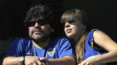 Diego Maradona, with his daughter Dalma © REUTERS / Marcos Brindicci