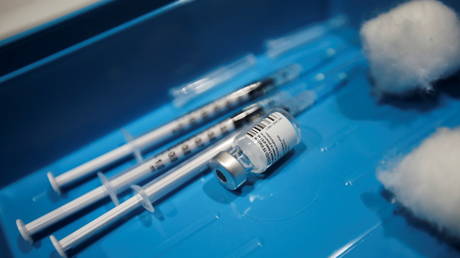 UK launches first-ever trial to test safety of mixing Pfizer & AstraZeneca Covid jabs