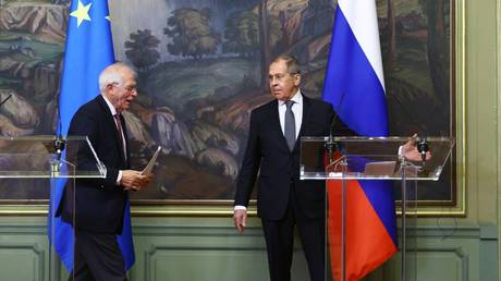 Russian Foreign Minister Sergey Lavrov (right) and EU High Representative for Foreign Affairs and Security Policy Josep Borrell during a press conference following the meeting at the Reception House of the Russian Foreign Ministry.