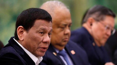 FILE PHOTO: Philippine President Rodrigo Duterte. © Reuters / How Hwee Young / Pool