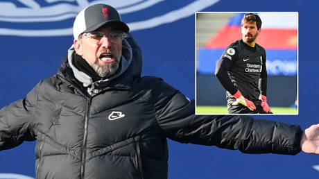 Goalkeeper Alisson (right) made mistakes as Liverpool and Jurgen Klopp lost at Leicester in the Premier League © Paul Ellis / Reuters | © Michael Regan / Reuters