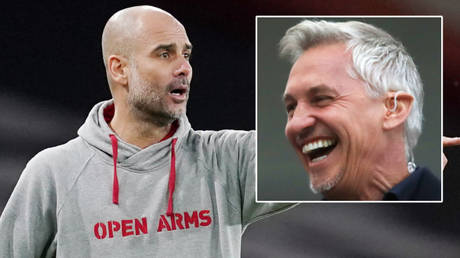 Manchester City football manager Pep Guardiola wore a hoodie in support of Open Arms © John Walton / Reuters | © Owen Humphreys / Reuters