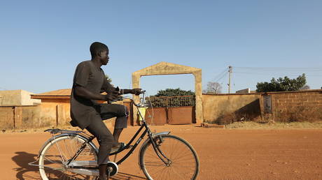 Gunmen kidnap 317 schoolgirls in northwest Nigeria, police confirm, the 2nd major raid in as many weeks