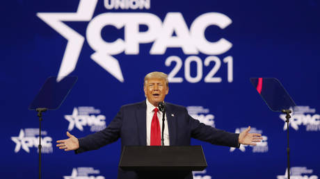 Former U.S. President Donald Trump speaks at the Conservative Political Action Conference in Orlando, Florida, U.S. February 28, 2021. © REUTERS/Joe Skipper