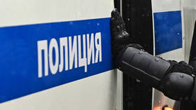 Kremlin says woman who claims police threatened her with taser & put her head in plastic bag to get phone PIN should sue cops