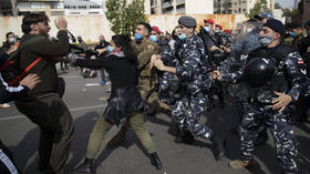 Protesters clash with security forces in Lebanon as people demand fair trial for Covid lockdown demonstrators (VIDEOS)