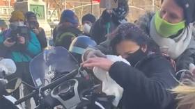 Gagging opponents is not unity, conservative reporter who was shoved & rubbed with dirty diaper at BLM rally tells RT