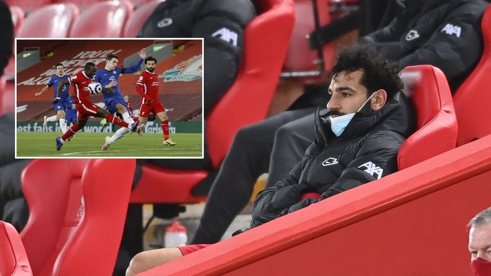Ex-Liverpool star Owen offers ‘wild theory’ on why Mane didn’t want to win penalty for Salah against Chelsea