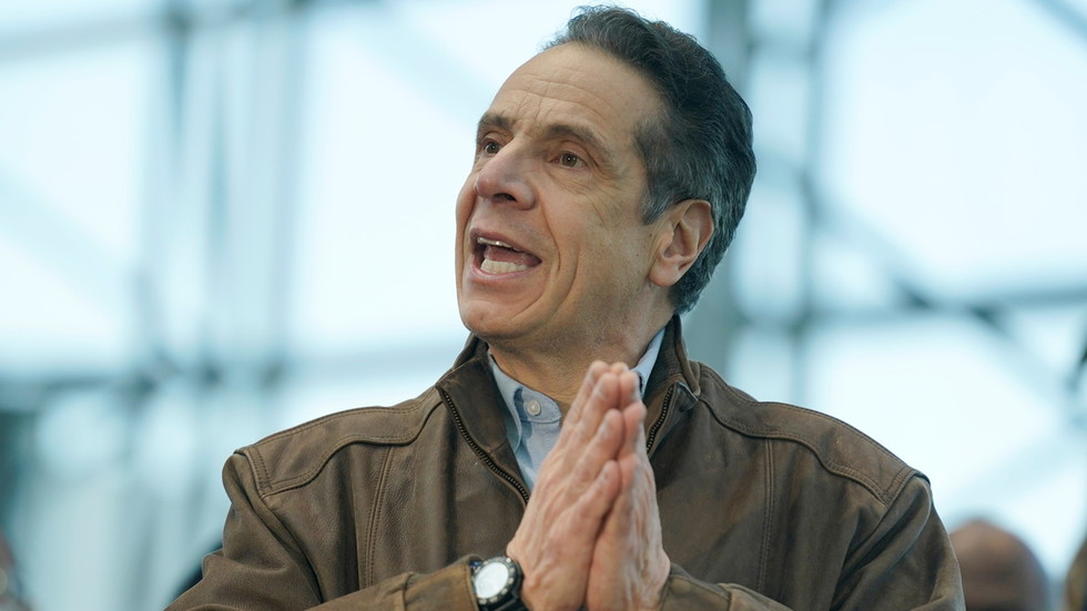 new-york-tabloid-launches-ill-timed-defense-of-andrew-cuomo-as-scandals-pile-up-and-both-parties-demand-resignation