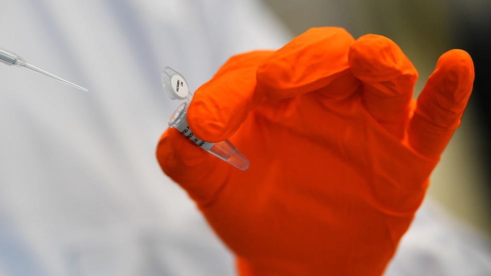 Regelmäßige Auffrischungsimpfungen werden alltäglich werden, da neue Varianten auftauchen, sagt der britische Covid-19 Genomics-Chef