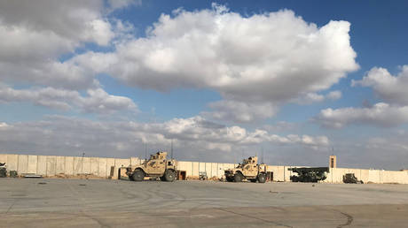 Military vehicles seen at Ain al-Asad air base in Anbar province, Iraq (FILE PHOTO) © REUTERS/John Davison