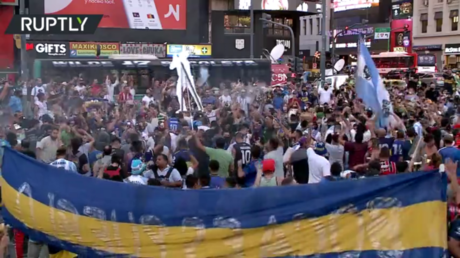&lsquo;Justice for Diego&rsquo;: Fans of late football legend call for those &lsquo;guilty&rsquo; for Maradona&rsquo;s death to be punished (VIDEO)