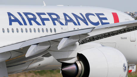 FILE PHOTO: The first Air France airliner's Airbus A350 prepares to take off after a ceremony at the aircraft builder's headquarters in Colomiers near Toulouse, France, September 27, 2019.
