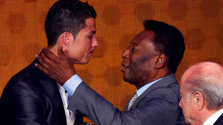 Pele and Ronaldo pictured in 2014. The Brazilian has recognized the Portugal star's scoring feats. © Reuters