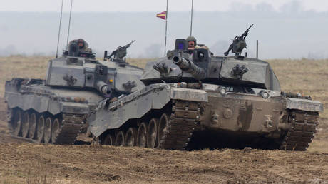 FILE PHOTO. SALISBURY, ENGLAND - MARCH 19: Army vehicles take part in Exercise Tractable on March 19, 2015 in Salisbury, England. © Getty Images / Matt Cardy