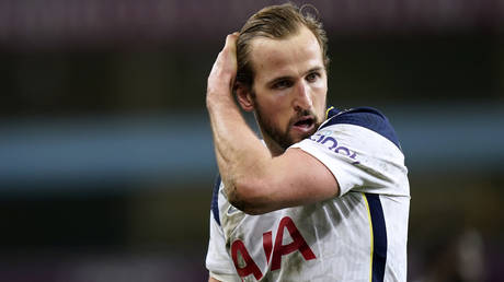 Dangerous fouls & diving: Is Tottenham ace Harry Kane the Premier League&rsquo;s &lsquo;BIGGEST CHEAT&rsquo;? Some fans think so&hellip;