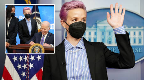 Money talks: Women&rsquo;s football ace Rapinoe earns mixed reaction after using White House speech to say she&rsquo;s been &lsquo;devalued&rsquo; (VIDEO)