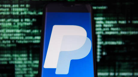 FILE PHOTO: PayPal logo © Global Look Press / ZUMA Press / Omar Marques