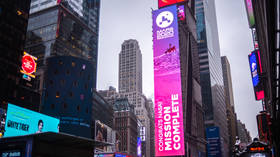 The Big Apple and the Red Planet (E377)