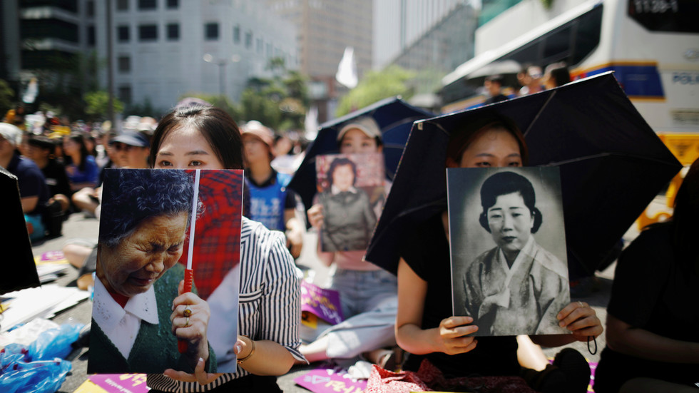South Korean Comfort Women were kept as sex slaves by 