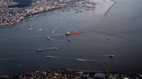 FILE PHOTO. Haydarpasa port and southern entrance of the Bosphorus strait. ©REUTERS / Murad Sezer