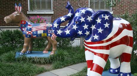 The symbols of the Democratic (donkey) and Republican (elephant) parties are seen on display in Washington, DC on August 25, 2008 © AFP / Karen Bleier