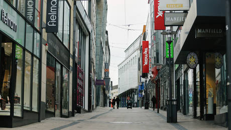 FILE PHOTO. Empty streets are seen, as the spread of the coronavirus disease (COVID-19) continues, in Essen, Germany, March 30, 2020. © Reuters / Leon Kuegeler
