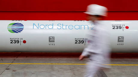FILE PHOTO: The logo of the Nord Stream 2 gas pipeline project is seen on a pipe at Chelyabinsk pipe rolling plant owned by ChelPipe Group in Chelyabinsk, Russia, February 26, 2020. © Reuters / Maxim Shemetov