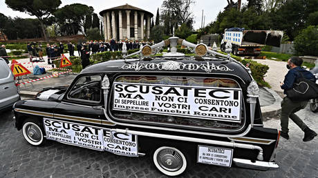Rome undertakers protest over coffin backlog as city battles to find enough burial plots for Covid dead