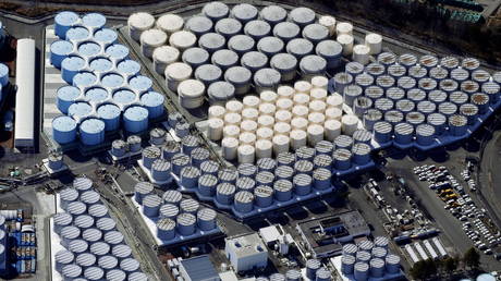 An aerial view shows the storage tanks for treated water at the tsunami-crippled Fukushima Daiichi nuclear power plant in Okuma town, Fukushima prefecture, Japan (FILE PHOTO) © Kyodo/via REUTERS