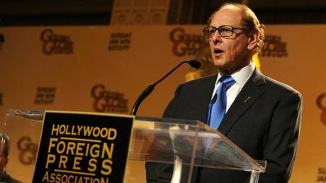 Hollywood Foreign Press Association president Philip Berk speaks at an event in Beverly Hills, California, 2010. © Kevin Winter / Getty Images / AFP