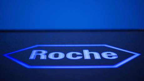 Swiss drugmaker Roche searching for new site to trial Covid-19 pill as virus prevalence in UK falls