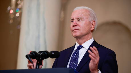 Joe Biden speaks in the Cross Hall at the White House in Washington, DC, April 20, 2021 © Reuters / Tom Brenner