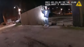 Chicago mayor calls for calm & braces for riots after bodycam footage shows police shooting of 13yo boy (DISTURBING)